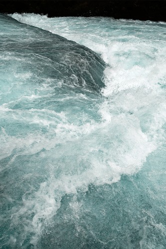 Artwork by Lisa Kohl - Between Stillness and Surge - Reuter Bausch Art Gallery - Luxembourg